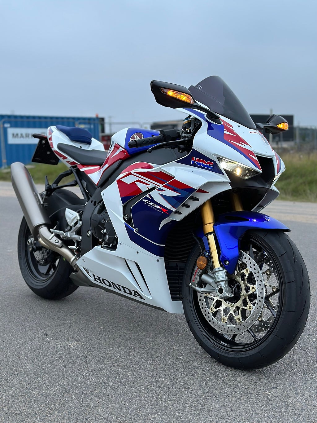 Honda CBR1000RR-R Fireblade SP 30th Anniversary / 20 mil /