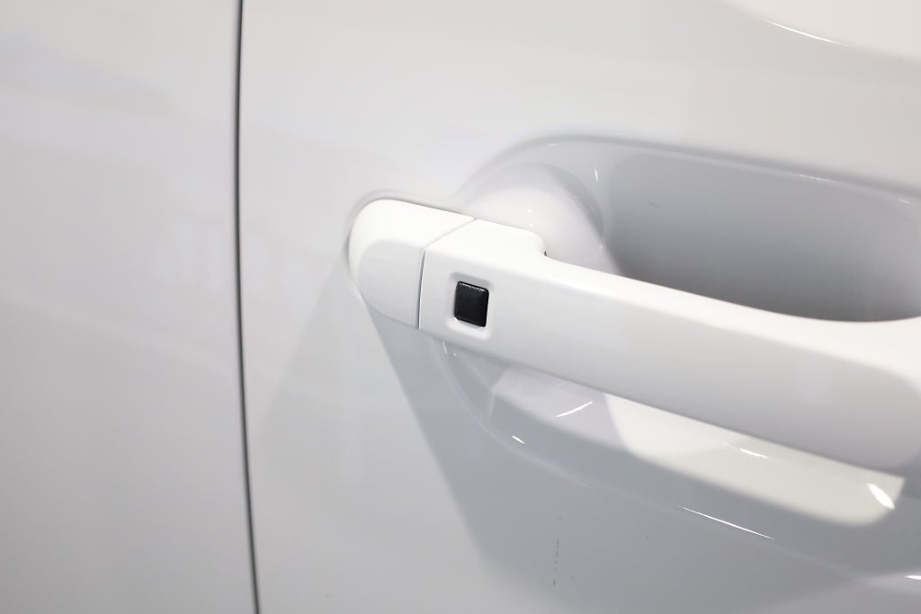 Hyundai Inster Cross Long Range Navi Kamera Leasbar CarPlay 2025