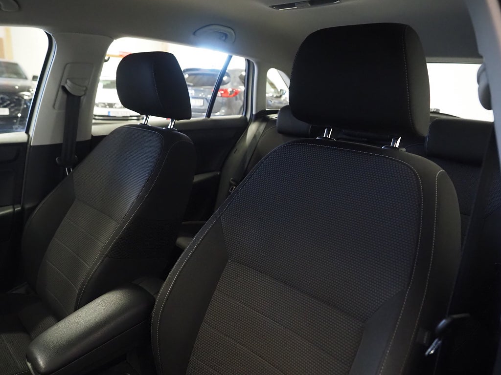 Skoda Rapid Spaceback 1.2 TSI 110hk | Bluetooth | PDC | 2016