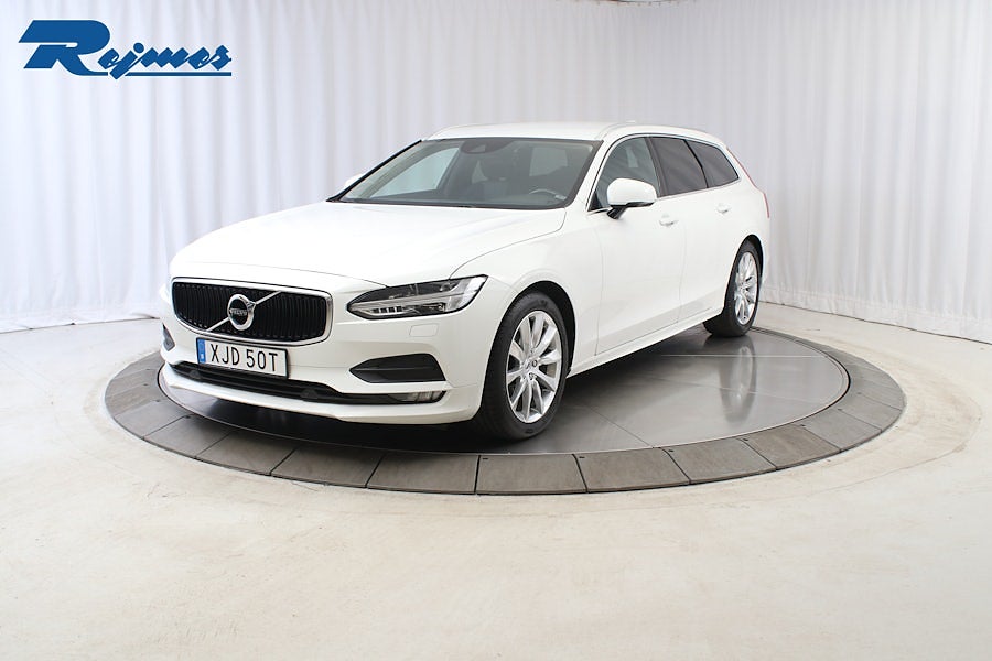 Volvo V90 D4 AWD Momentum Advanced SE II