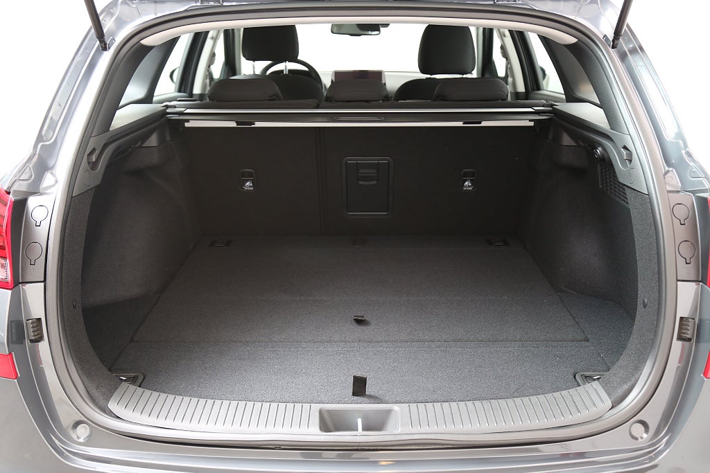 Hyundai i30 1,0 T-GDi MHEV Essential Kombi Aut Navi Kamera 2025