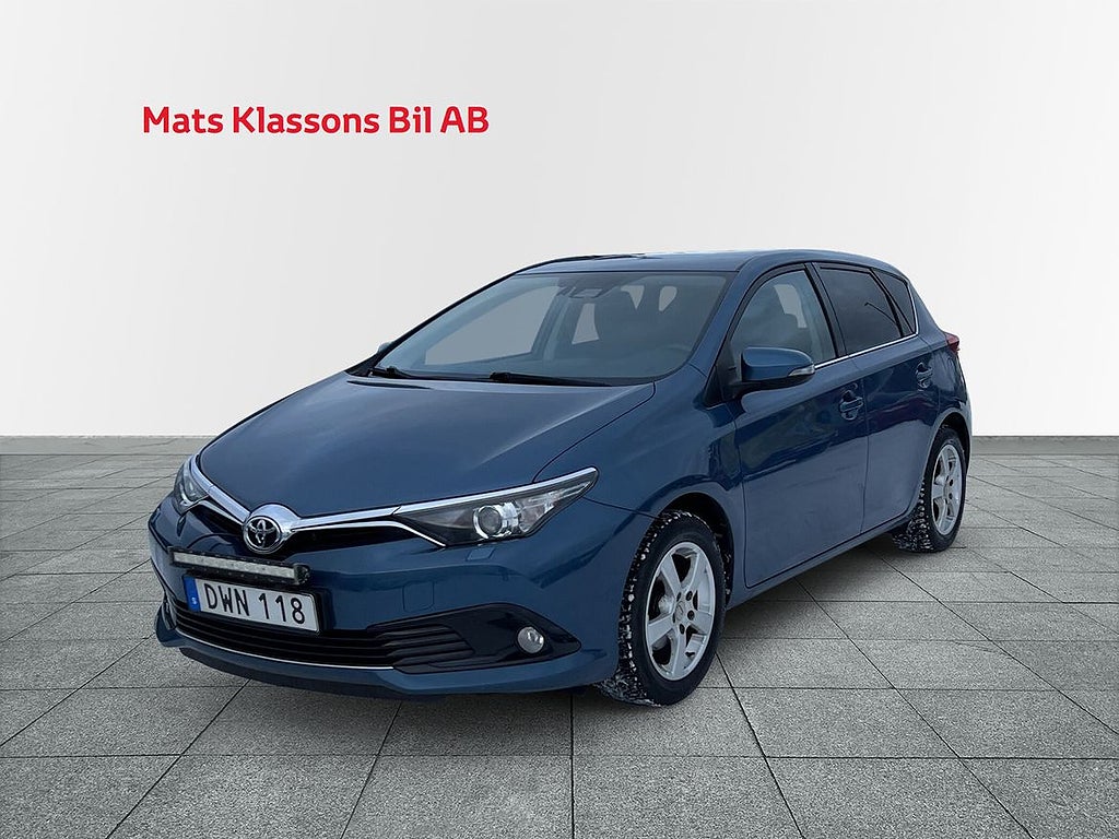 Toyota Auris 1.2T Man 5D Active Ljusramp, Vinterhjul