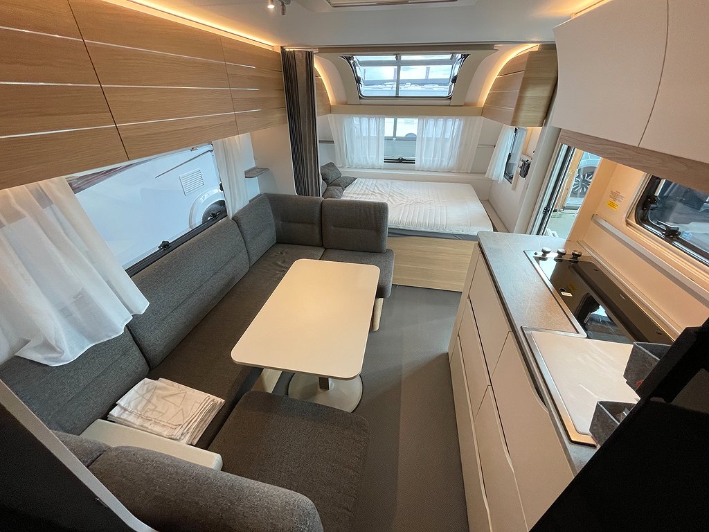 Adria Adora 573 PT / ALDE / Tält / Mover / Barnkammare /  - Adria