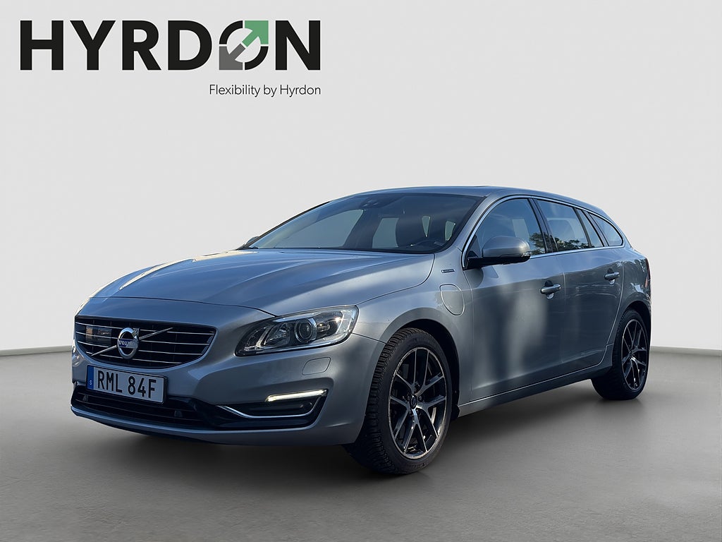 Volvo V60 D6 Plug-in Hybrid AWD Summum - Panoramatak - Skinn -GPS