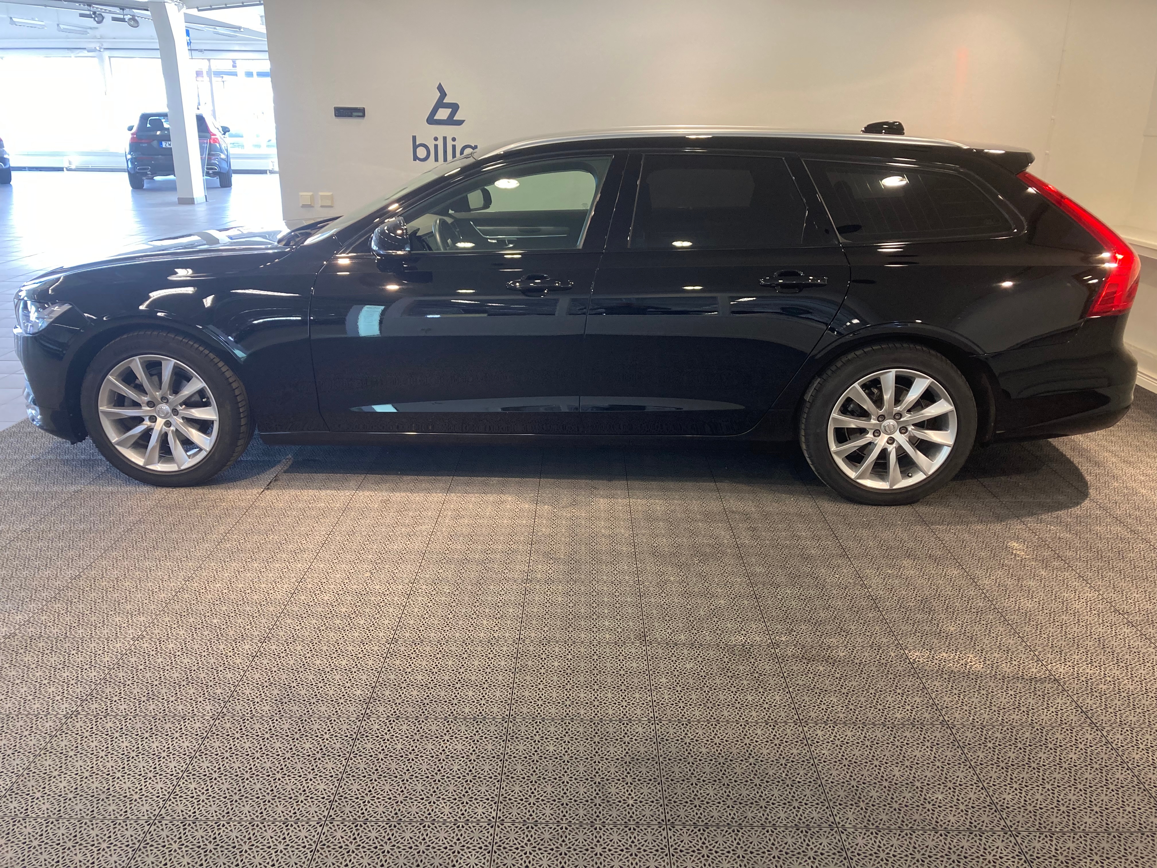 Volvo V90 D3 AWD Business Advanced, bild 2/16