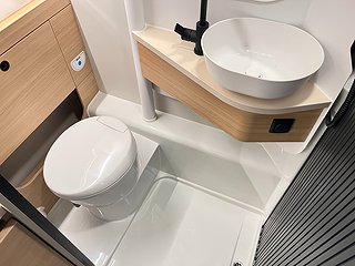 Husvagn, 1-axl Adria ACTION 391 LH 18 av 20