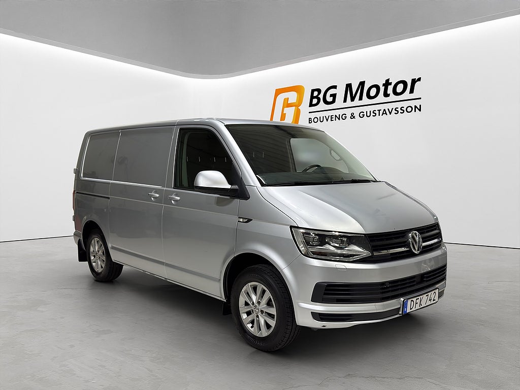 Volkswagen Transporter T30 2.0 TDI 150HK Aut Drag/Backkamera/M-värmare/BT/Navi