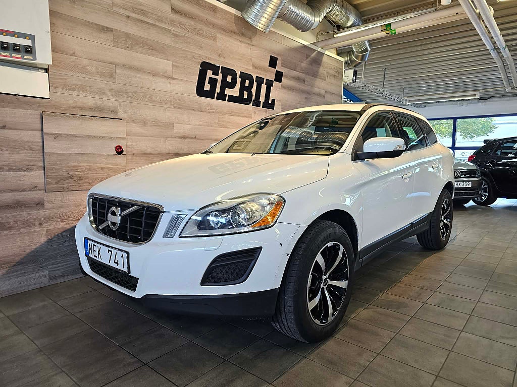 Volvo XC60 D4 Geartronic Momentum | City safe | P-värmare | Drag