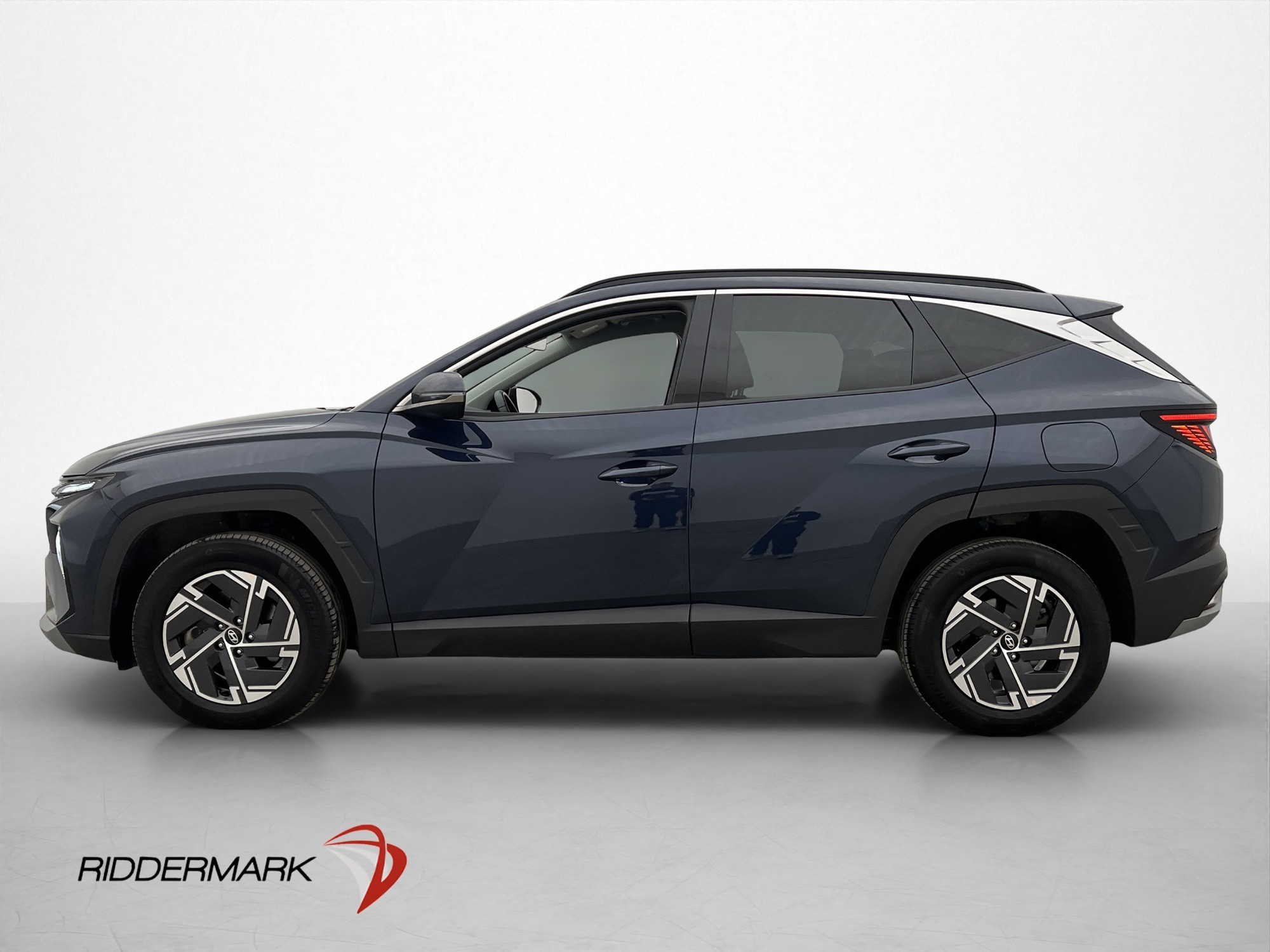 Hyundai Tucson Hybrid 4WD Essential 2025, bild 4/52