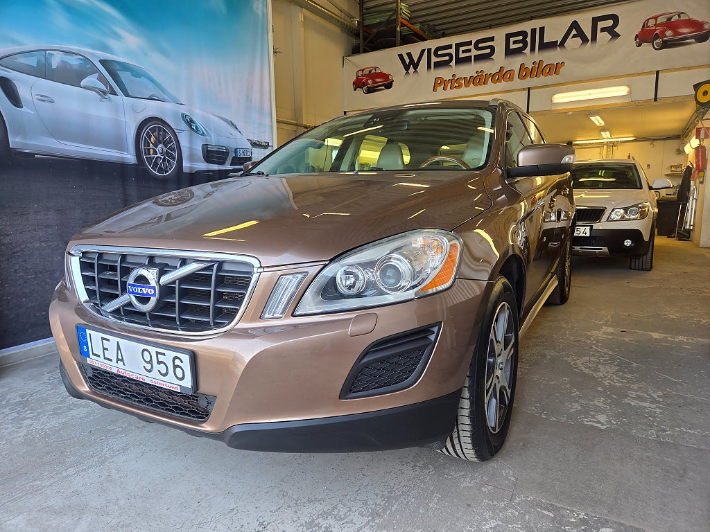 Volvo XC60 D5 AWD Geartronic Summum Euro 5 Nyservad