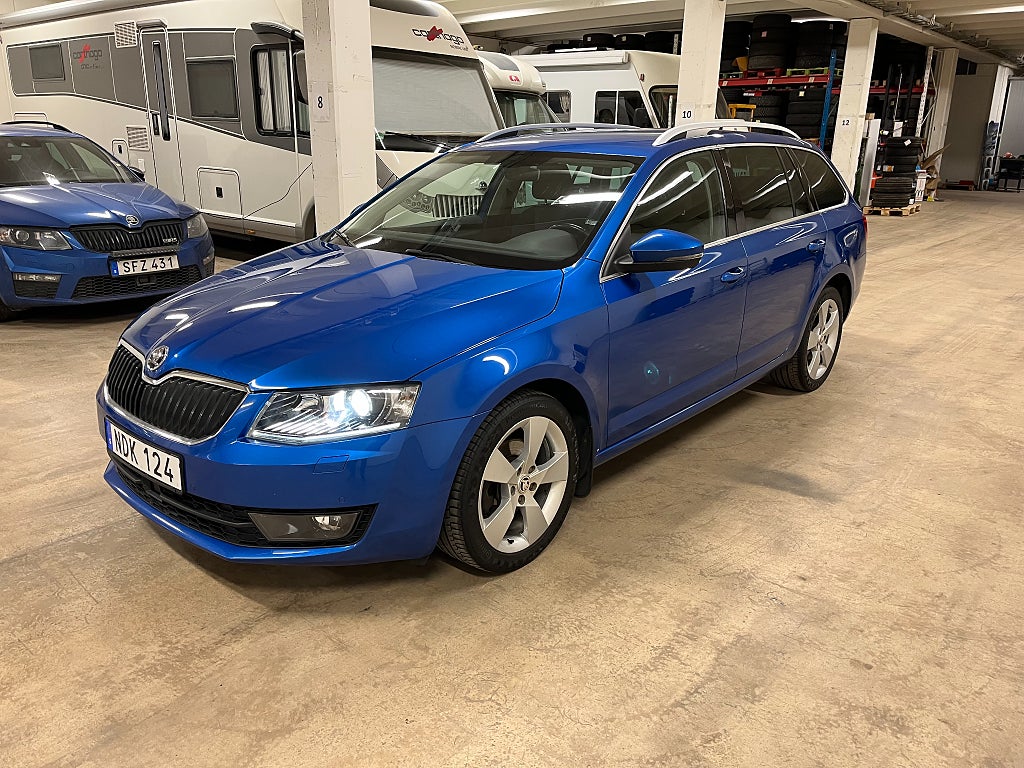 Skoda Octavia Kombi 1.4 TSI Style Premiumpaket, Värmare, 1 äg, Euro 6