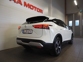SUV Nissan Qashqai 4 av 22