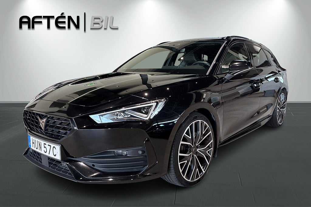 Cupra Leon VZ e-Hybrid 245hk | Drag, B-kamera, Carplay, Värmare