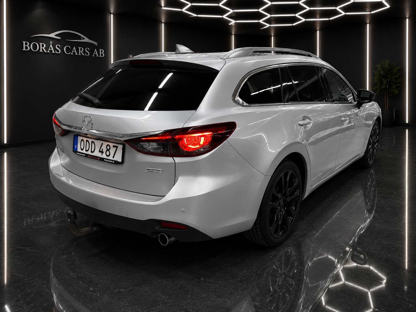 Mazda 6 Wagon 2.2 (175hk) SKYACTIV-D AWD 2015, kuva 4/31