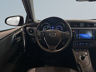 Toyota Auris Touring Sports Hybrid e-CVT Active Plus S&V/Kamera/Värm – bild 9