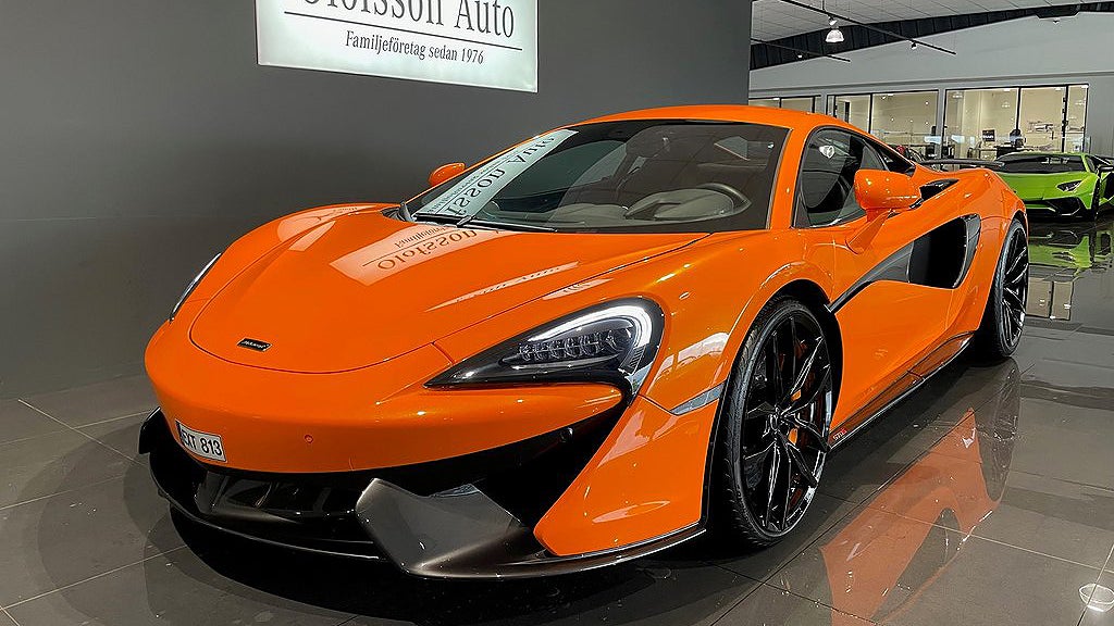 McLaren 570S har en V8-motor på 570 hästkrafter och 600 Nm. 