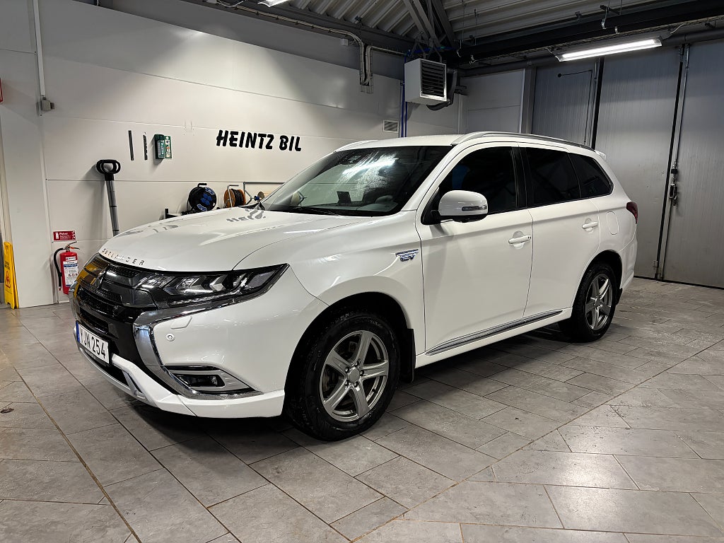 Mitsubishi Outlander PHEV CVT Business Euro 6 | Drag | V-Hjul