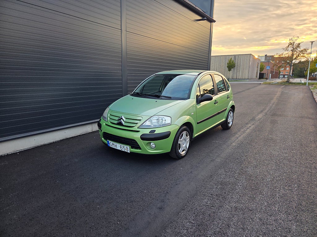 Citroën C3 1.4 8v låg mil 15600,Kamrem bytt ,Nyservad. 