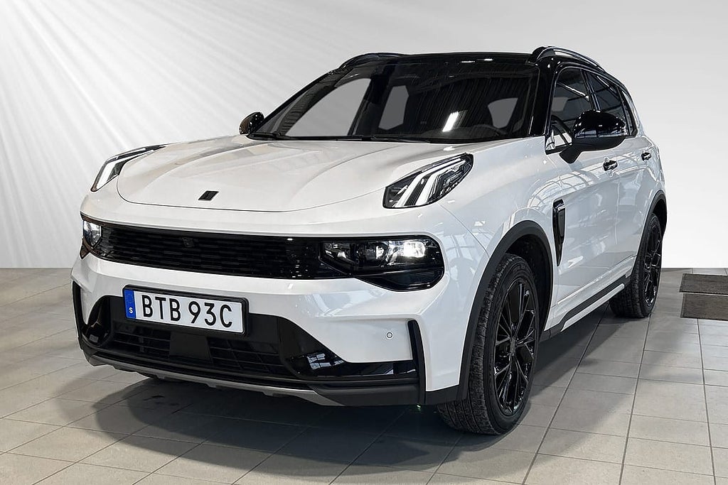 Lynk & Co 01 PHEV More