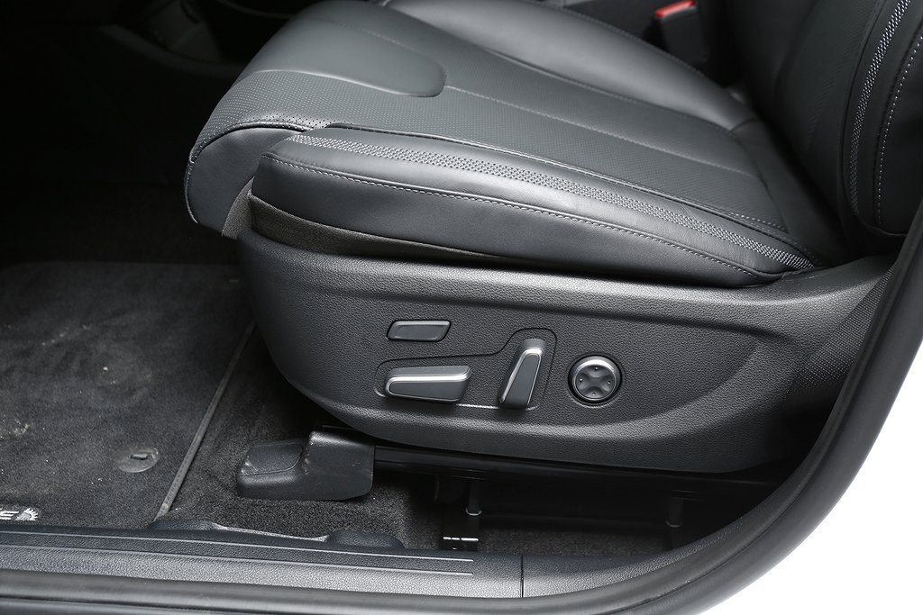 Hyundai Santa Fe Plug-In 4WD Advanced Luxurys Pack 2023