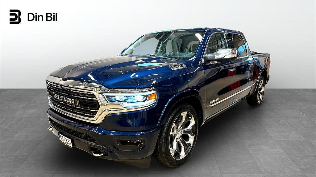 RAM 1500 Crew Cab eTourque V8 Hemi Limited 10 Anniversary Drag Pano