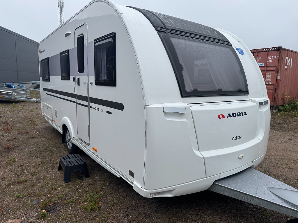 Adria Adora 502 UL Leverans i hela Sverige