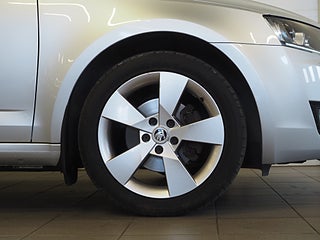 Kombi Skoda Octavia 8 av 22