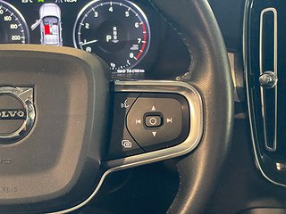 SUV Volvo XC40 16 av 25