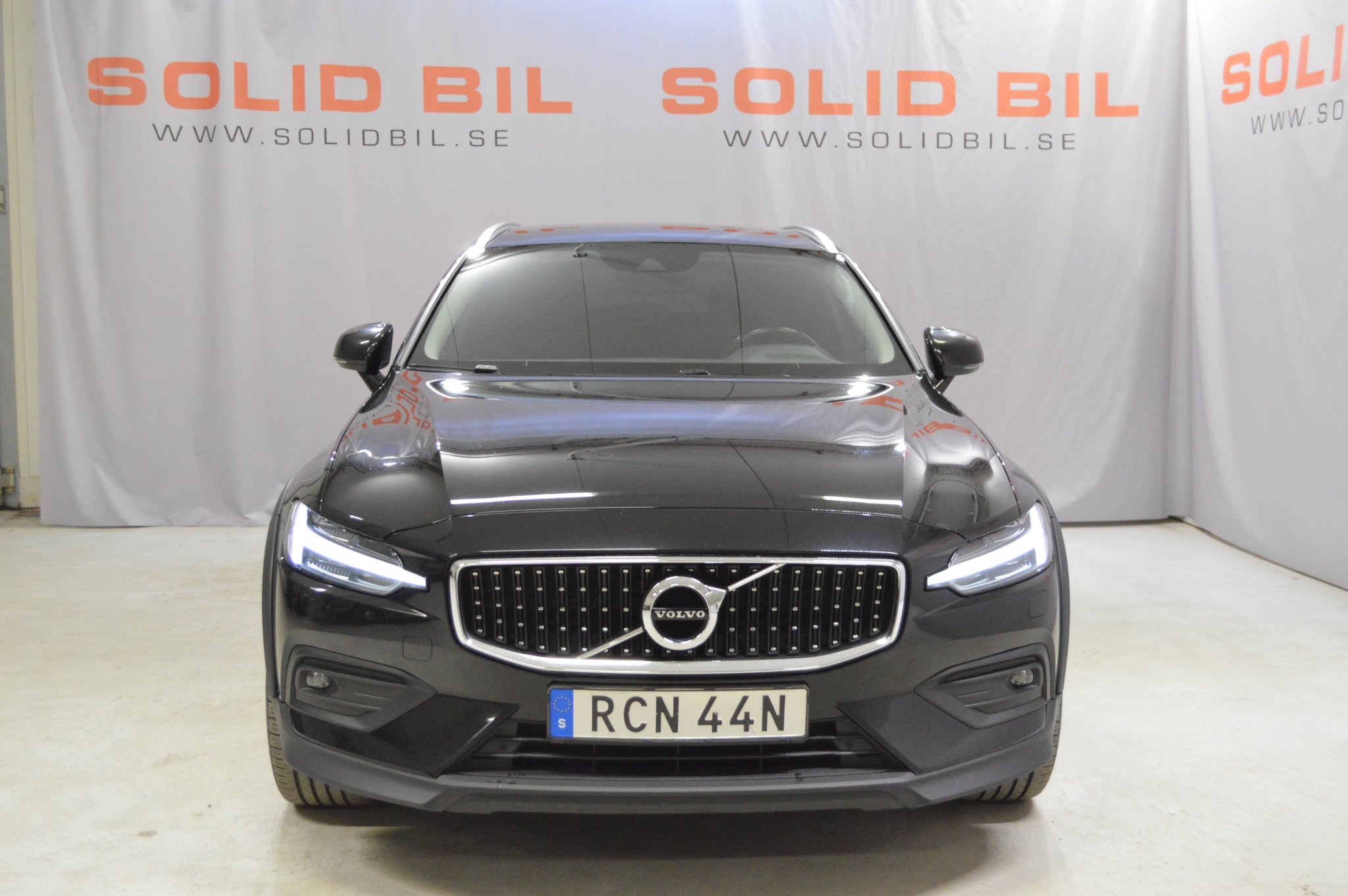 Volvo V60 Cross Country 2021, kuva 4/51