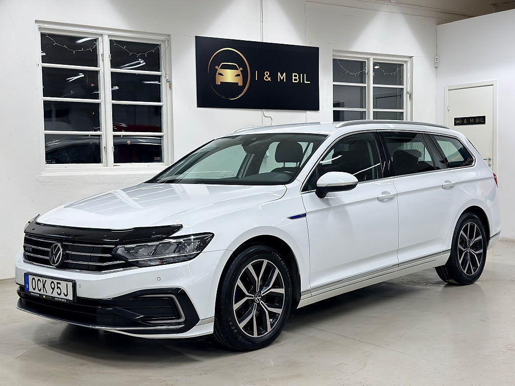 Volkswagen Passat Sportscombi GTE 1.4 TSI/Värmare/Drag/1 Ägare/