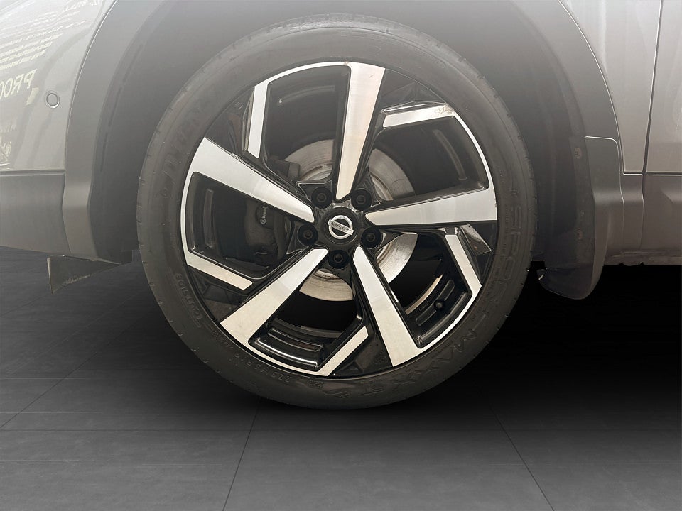 Bild på Nissan Qashqai Tekna Designpack 1,2 DIG-T 115hk PANO B-KAMERA