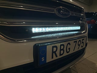 Ford Kuga 2.0 TDCi AWD Powershift Titanium Pvärm Drag Kamera SoV – bild 19