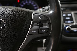 Halvkombi Hyundai i20 16 av 21