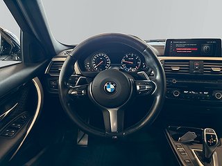 BMW 320 d xDrive Touring M Sport S&V-hjul/Cockpit/Mvärm/Drag