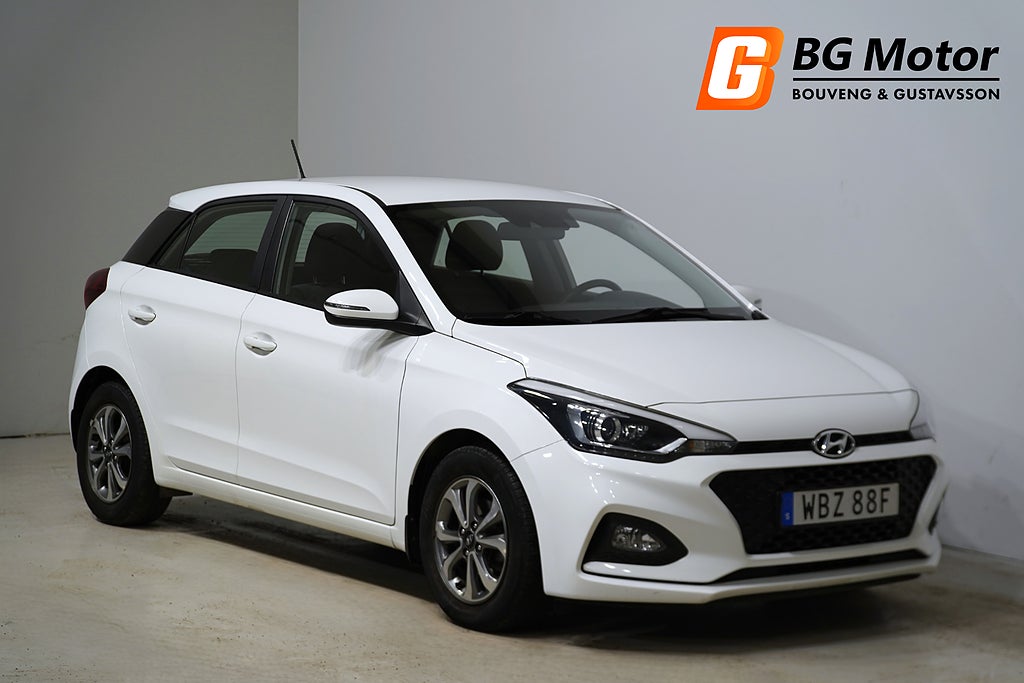 Hyundai i20 1.2 84HK Premium Backkamera/Rattvärm