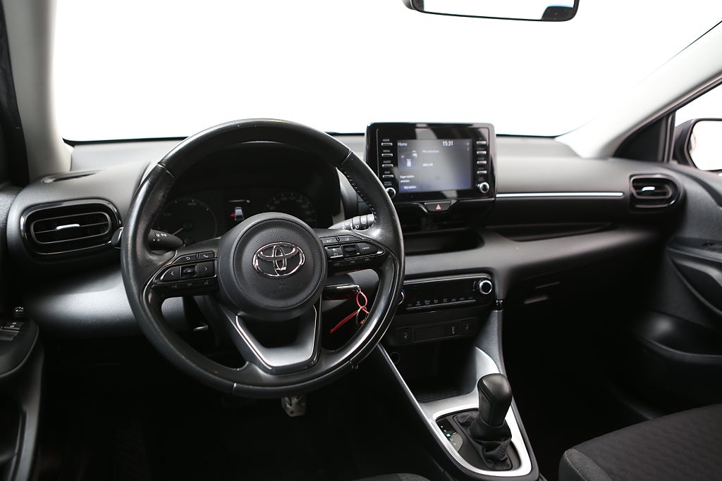 Toyota Yaris 1,5 VVT-i Hybrid CVT Active 5D Dragkrok 2020