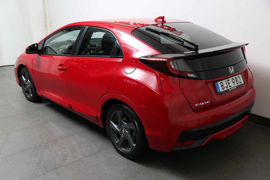 Honda Civic 1,8 i-VTEC 141hk ELEGANCE X-EDITION 5-D 1ägare 2015