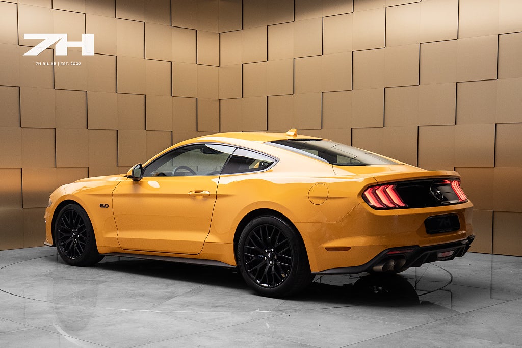 Ford Mustang GT 5.0 V8 / Performance / B&O / Kamera
