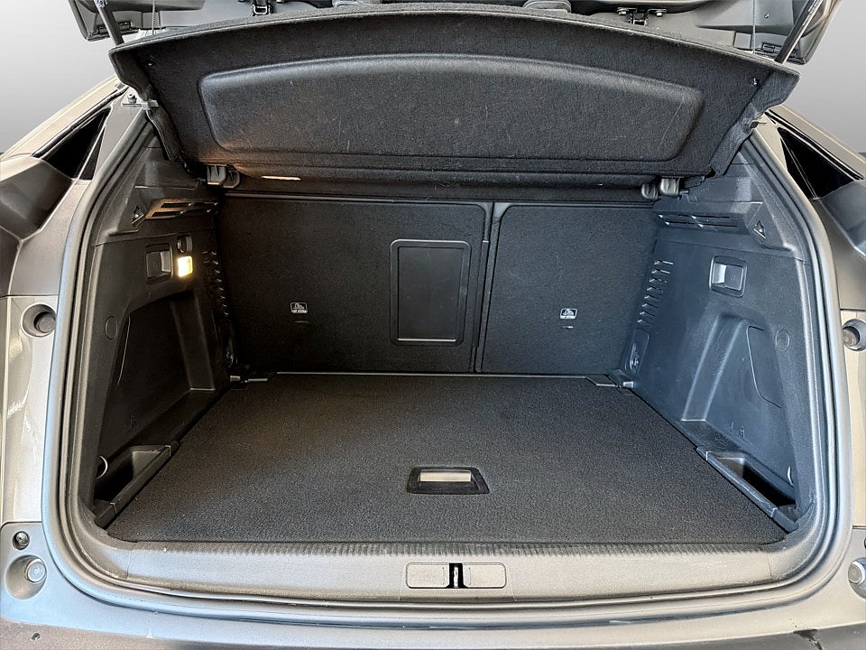 Bild på Peugeot 3008 GT 1.2 PT 130hk B-KAMERA CARPLAY