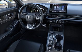 Halvkombi Honda Civic 2 av 2