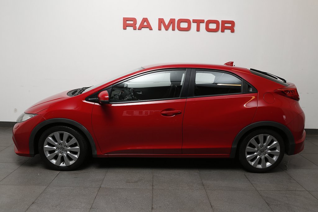 Honda Civic 1.8 i-VTEC 142hk Sport 5D Motorv Dragkrok 2013