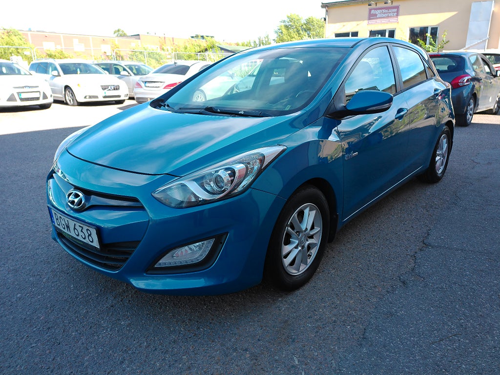Hyundai i30 5-dörrar 1.6 CRDi Business Euro 5