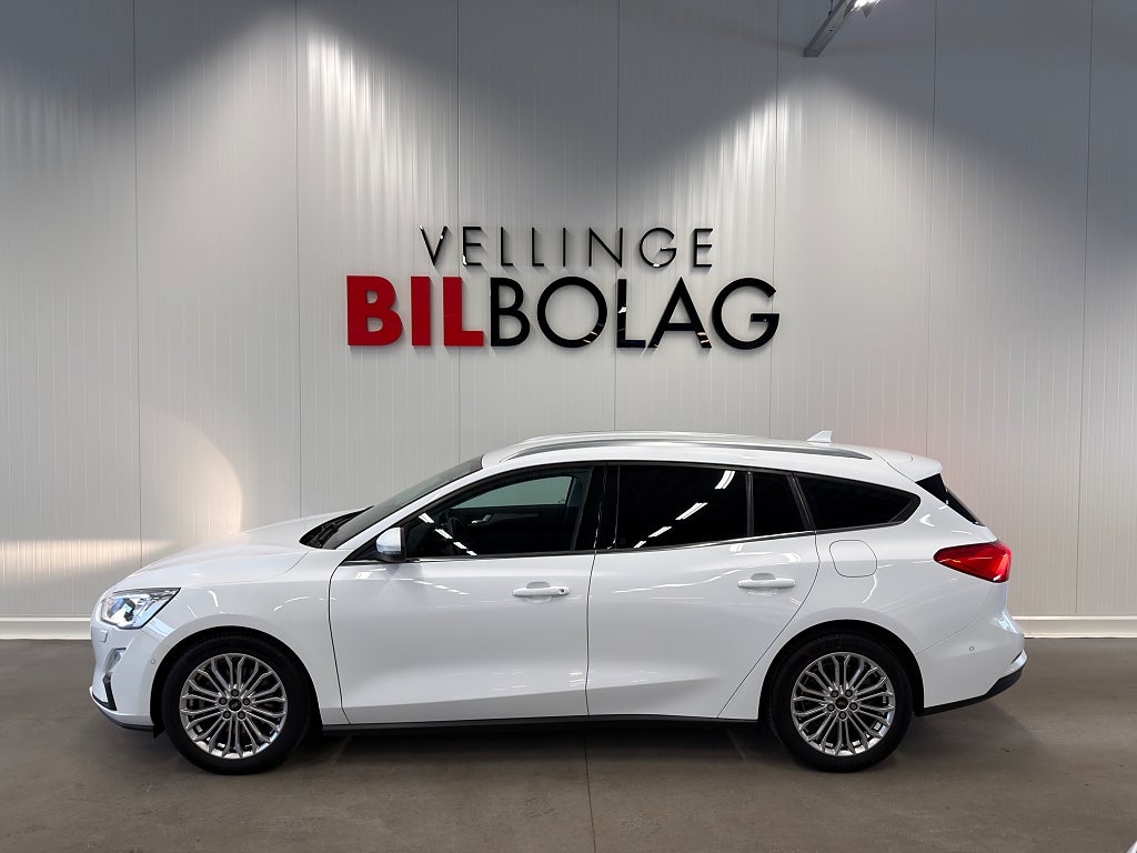 Ford Focus Kombi 1.0 EcoBoost Titanium B-Kamera Rattvärme