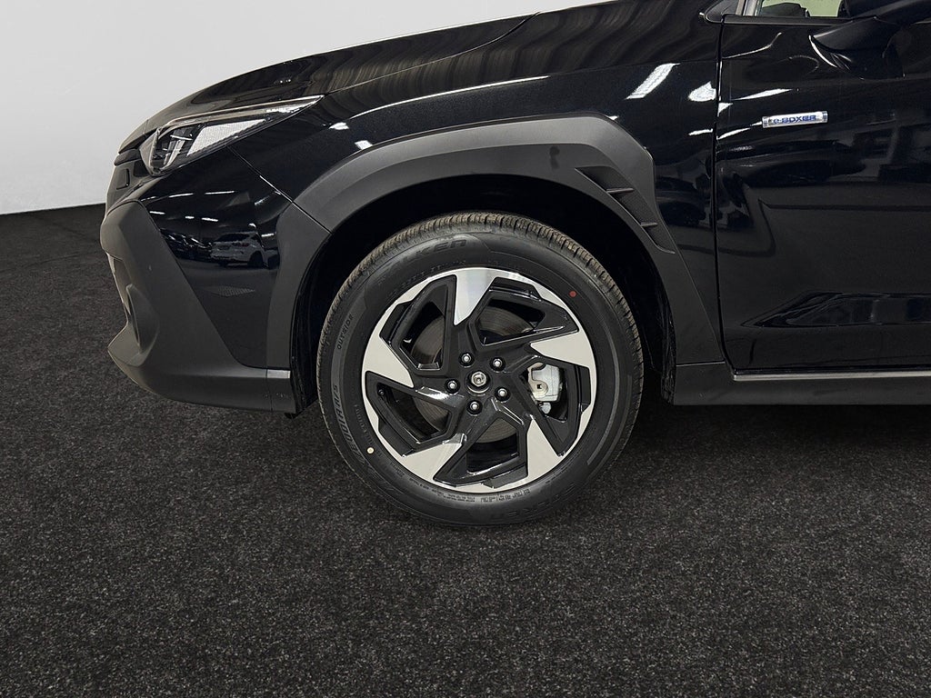 Subaru Crosstrek e-Boxer Aut Limited Vinterhjul & Dragkrok bild 3