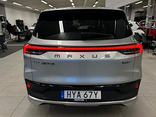 Maxus Euniq 6 70 kWh 360-kamera/Skinn/Panorama/MOMS/SoV-däck