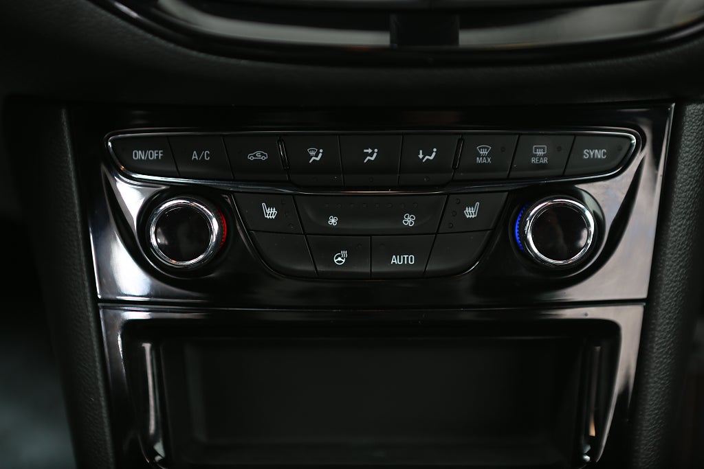 Opel Astra Sports Tourer + 200hk Dynamic Aut Kamera Drag 2019