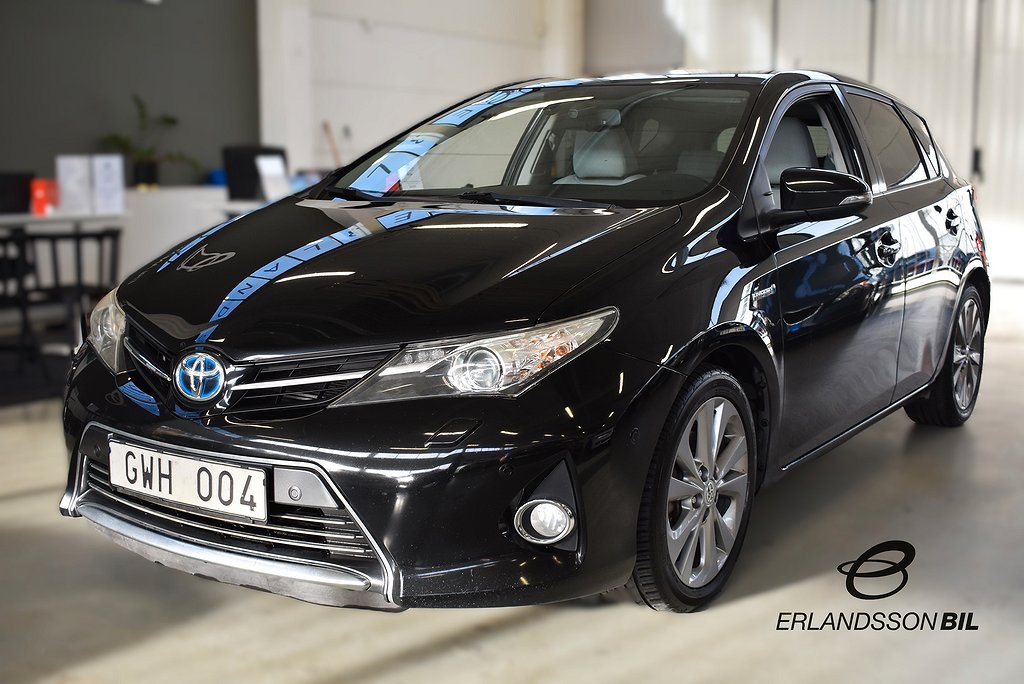 Toyota Auris Hybrid e-CVT Executive NYSERVAD B-KAM PANORAMA