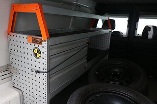 Transportbil - Skåp Volkswagen Caddy 13 av 13