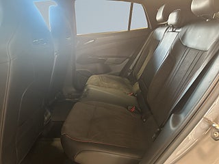 Volkswagen ID.5 GTX AWD MOMS Massage Drag Pvärme Cockpit 360°kamera S&V – bild 13
