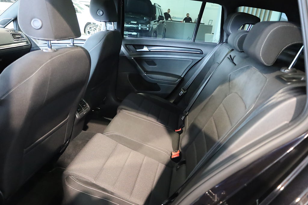 Volkswagen Golf R 2.0 TSI 4M Navi Kamera Dynaudio Panorama Cockpit 2018